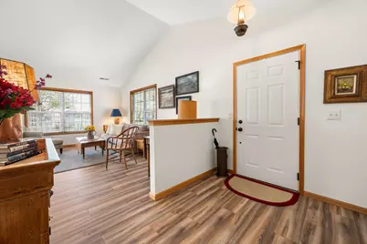 2105 Waterbury Lane W #2105, Sycamore, IL 60178 - Photo 7
