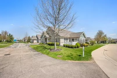 2105 Waterbury Lane W #2105, Sycamore, IL 60178 - Photo 3