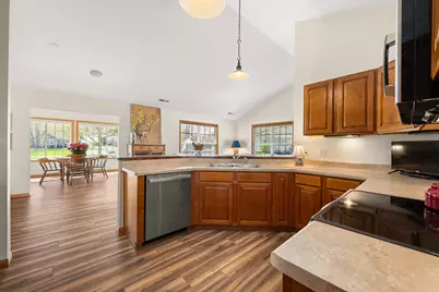 2105 Waterbury Lane W #2105, Sycamore, IL 60178 - Photo 13