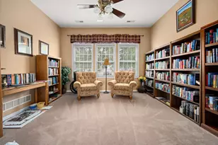 2105 Waterbury Ln W, Sycamore, IL 60178 - Photo 37