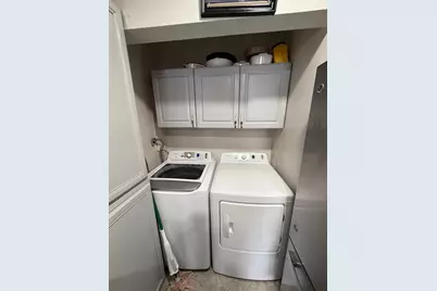 360 Meadow Court #360, Vernon Hills, IL 60061 - Photo 7