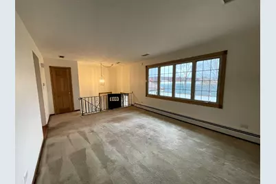 8233 S 76th Avenue, Bridgeview, IL 60455 - Photo 11