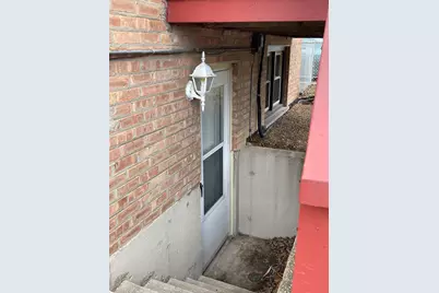 8233 S 76th Avenue, Bridgeview, IL 60455 - Photo 7