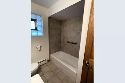 8233 S 76th Avenue, Bridgeview, IL 60455 - Photo 17