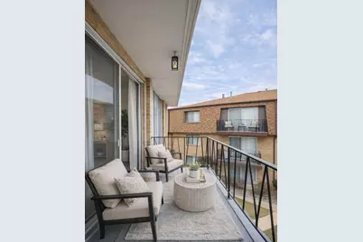 4819 W 109th Street #302, Oak Lawn, IL 60453 - Photo 7