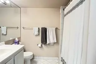 345 N La Salle Dr, Chicago, IL 60654 - Photo 7