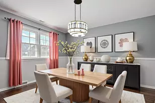 2407 Valley Dr, Lindenhurst, IL 60046 - Photo 9