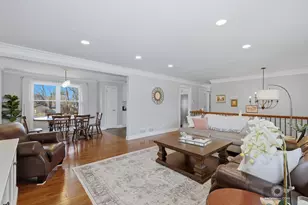 16240 Debra Dr, Oak Forest, IL 60452 - Photo 7