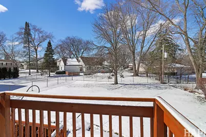 496 Raupp Boulevard, Buffalo Grove, IL 60089 - Photo 25