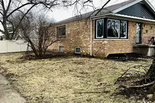 14501 Peoria St, Harvey, IL 60426 - Photo 3