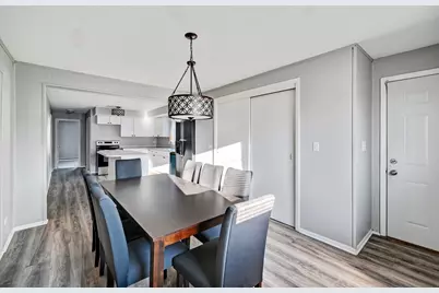 1112 Adams Avenue, Wauconda, IL 60084 - Photo 9