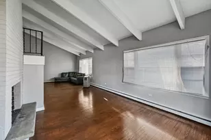 1112 Adams Ave, Wauconda, IL 60084 - Photo 3