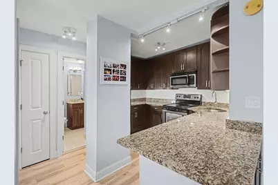 2930 N Sheridan Road #903, Chicago, IL 60657 - Photo 5