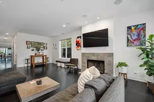 2922 N Sheffield Ave, Chicago, IL 60657 - Photo 5