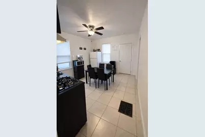 6812 S Wolcott Avenue, Chicago, IL 60636 - Photo 5