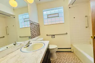 4211 W 63rd St, Chicago, IL 60632 - Photo 9