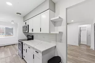 2515 E Olive St, Arlington Heights, IL 60004 - Photo 7