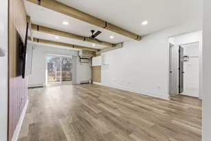 2515 E Olive St, Arlington Heights, IL 60004 - Photo 9