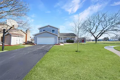 565 Edgebrook Court, Carol Stream, IL 60188 - Photo 1