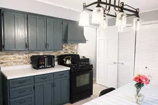 1377 Greenbay Ave, Calumet City, IL 60409 - Photo 5