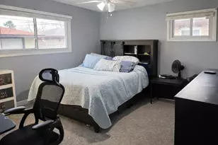 1377 Greenbay Ave, Calumet City, IL 60409 - Photo 9