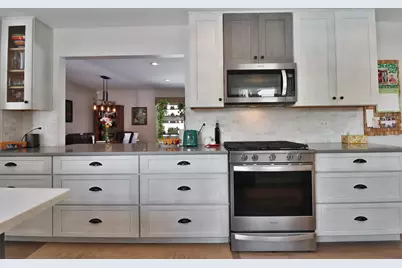 1920 N Washington Street, Wheaton, IL 60187 - Photo 9