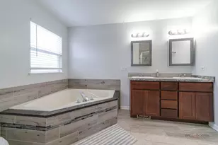 3115 Almond Ln, McHenry, IL 60051 - Photo 15