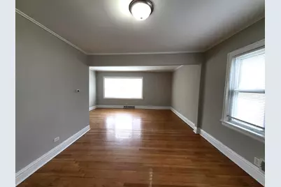 200 N 2nd Avenue, Villa Park, IL 60181 - Photo 5