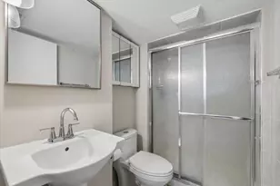 1000 Lancaster Ct, Hoffman Estates, IL 60169 - Photo 19