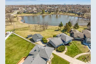 1000 Lancaster Court, Hoffman Estates, IL 60169 - Photo 5