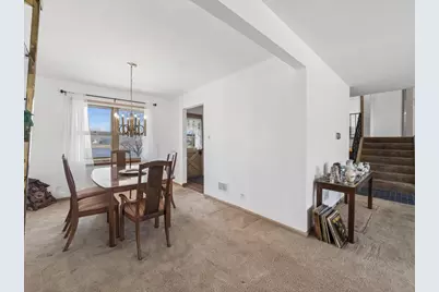 1000 Lancaster Court, Hoffman Estates, IL 60169 - Photo 9