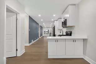 8420 S Carpenter St, Chicago, IL 60620 - Photo 9