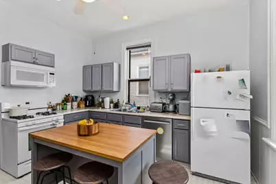 1033 W Wellington Avenue, Chicago, IL 60657 - Photo 15