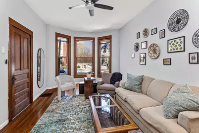 1033 W Wellington Avenue, Chicago, IL 60657 - Photo 5