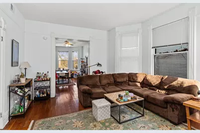 1033 W Wellington Avenue, Chicago, IL 60657 - Photo 13