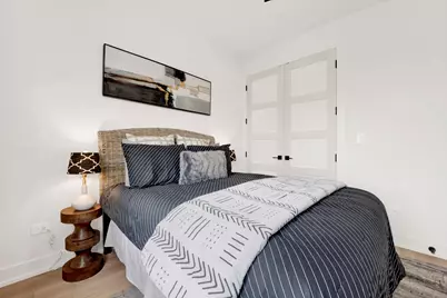 5630 N Broadway Street #4E, Chicago, IL 60660 - Photo 13