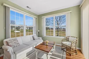 2791 Beacon Point Cir, Elgin, IL 60124 - Photo 15