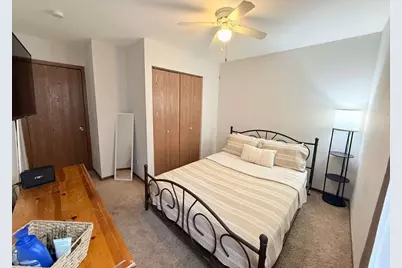 640 Pleasant Place, Island Lake, IL 60042 - Photo 19