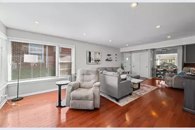 2610 Sunnyside Avenue, Westchester, IL 60154 - Photo 7