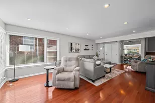 2610 Sunnyside Ave, Westchester, IL 60154 - Photo 7