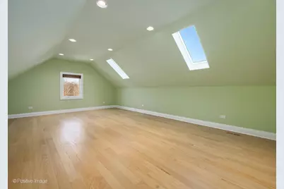 5881 N Central Avenue, Chicago, IL 60646 - Photo 25