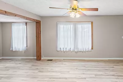 2429 Overbeck Lane, Centralia, IL 62801 - Photo 23