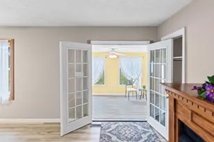 2429 Overbeck Ln, Centralia, IL 62801 - Photo 9