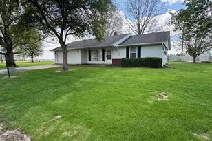 100 Hazelwood Dr, Wyanet, IL 61379 - Photo 1