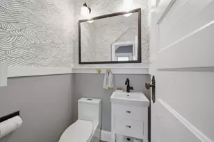 527 Lyman Ave, Oak Park, IL 60304 - Photo 13