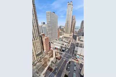 777 N Michigan Avenue #3709, Chicago, IL 60611 - Photo 23