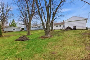 270 Ridge Ave, Crystal Lake, IL 60014 - Photo 17