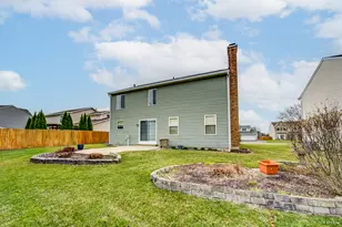 1840 Windmill Dr, Hanover Park, IL 60133 - Photo 5