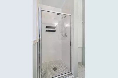 2822 N Orchard Street #2, Chicago, IL 60657 - Photo 21