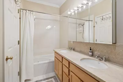 2822 N Orchard Street #2, Chicago, IL 60657 - Photo 17